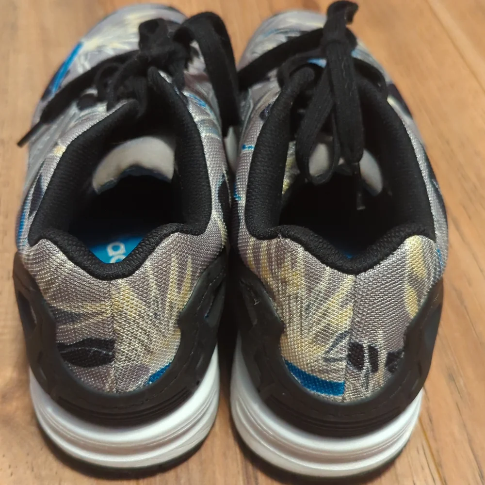 Men's size 11 Adidas Flux floral pattern - Picture 4 of 7